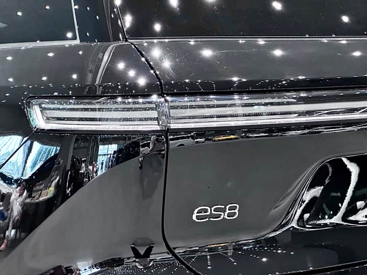 Nio ES8 2026 2026款 六座行政豪华版