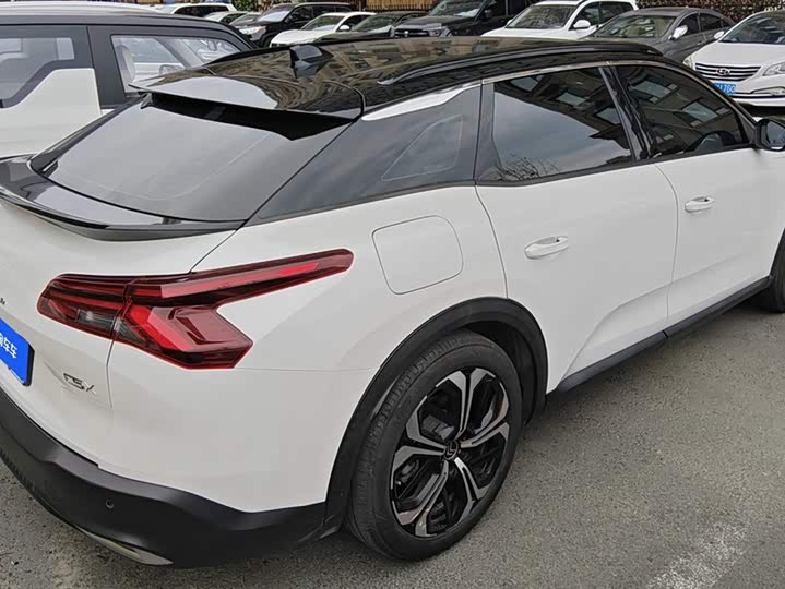 Citroen C5 X 2022 2022款 1.6T 享不凡 虎年开门红版