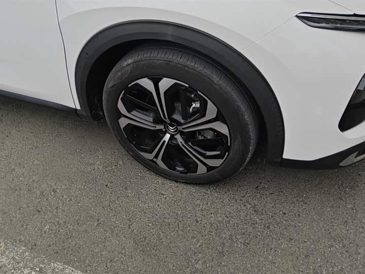 Citroen C5 X 2022 2022款 1.6T 享不凡 虎年开门红版