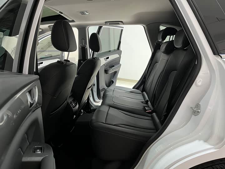 Haval M6 2023 2023款 PLUS 1.5T DCT豪华智联型