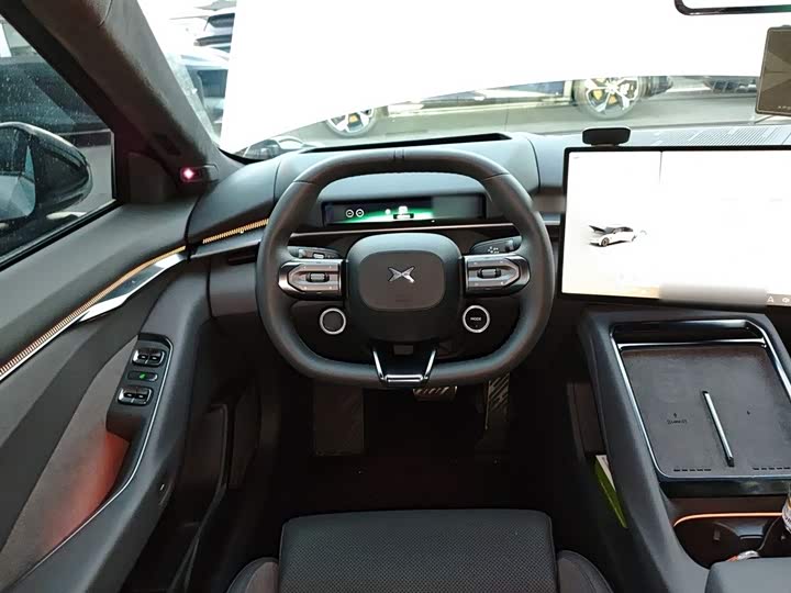 XPeng P7 2025 2025款 750 四驱高性能 Ultra