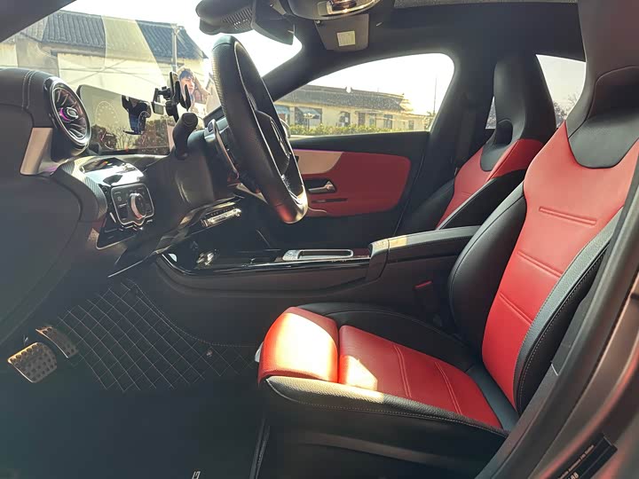 Mercedes-Benz CLA-Class AMG 2024 2024款 AMG CLA 35 4MATIC