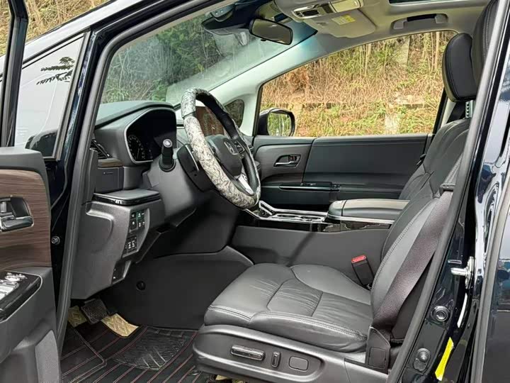 Honda Odyssey 2024 2024款 2.0L e:HEV 锐·耀享版