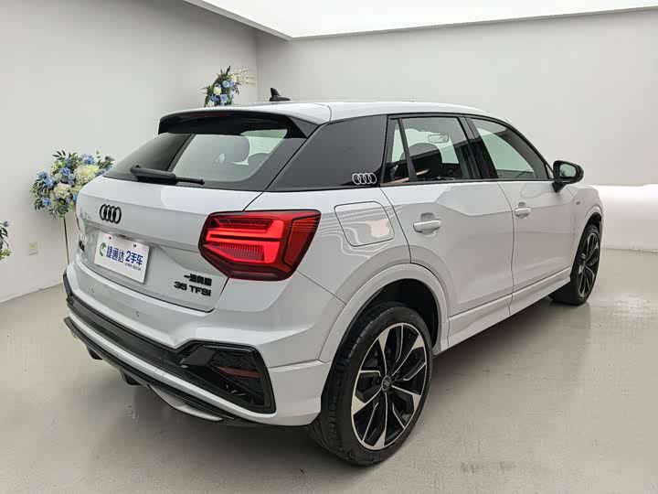 Audi Q2L 2024 2024款 35TFSI 豪华动感型