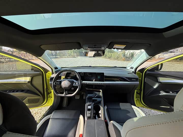 MG Motor 5 Scorpio 2022 2022款 1.5T Trophy运动旗舰版