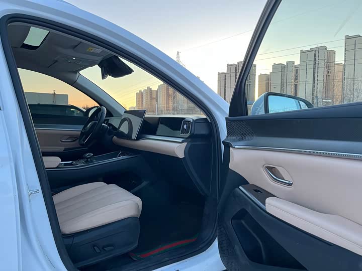 BYD Song Pro Hybrid 2025 2025款 第二代 DM-i 115KM卓越型