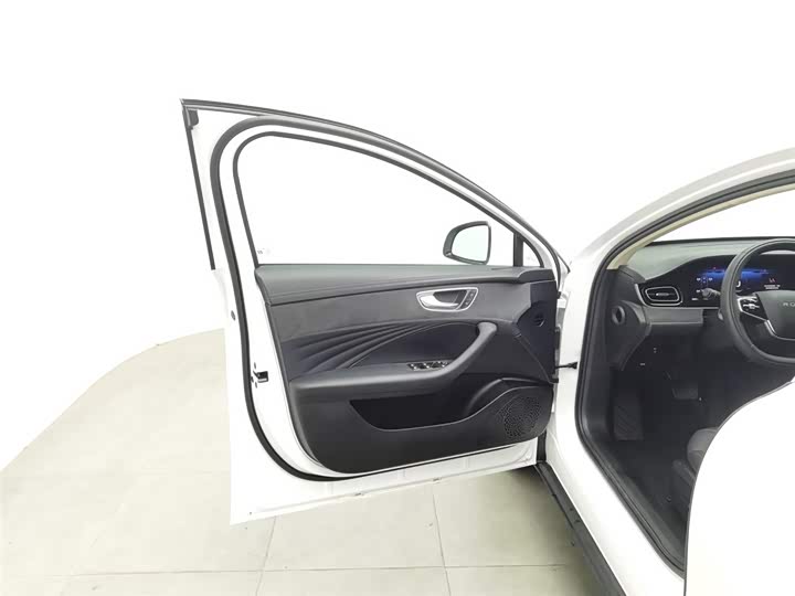 Roewe D7 2025 2025款 DMH 125km 世界冠军卓越版