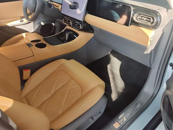 Leapmotor C01 2024 2024款 增程 316尊享版