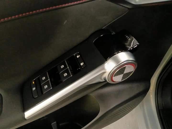 GAC Trumpchi Emkoo 2022 2022款 1.5T 超新星Max版