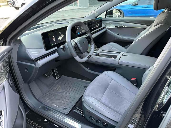 Voyah Passion 2024 2024款 PHEV 四驱超长续航旗舰版