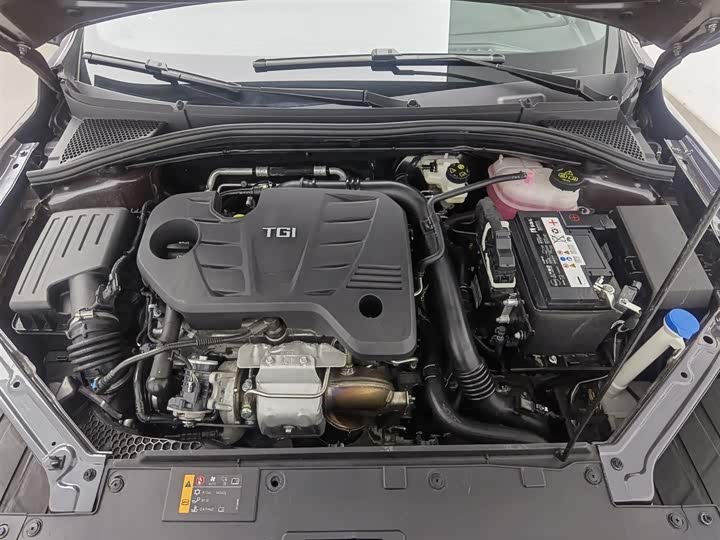 MG Motor 5 2025 2025款 300TGI 全球旗舰版