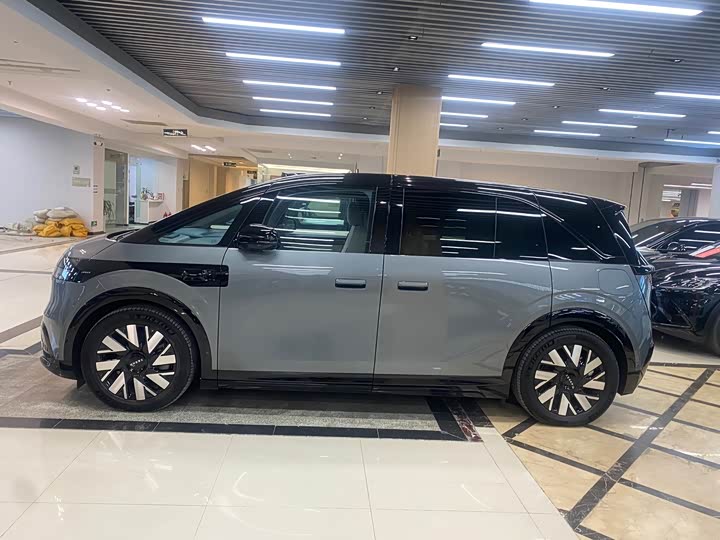 Zeekr Mix 2025 2025款 长续航智驾版