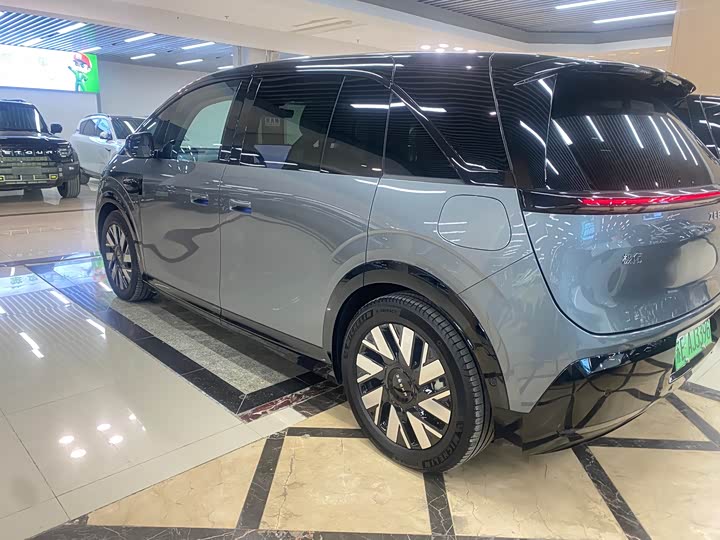 Zeekr Mix 2025 2025款 长续航智驾版