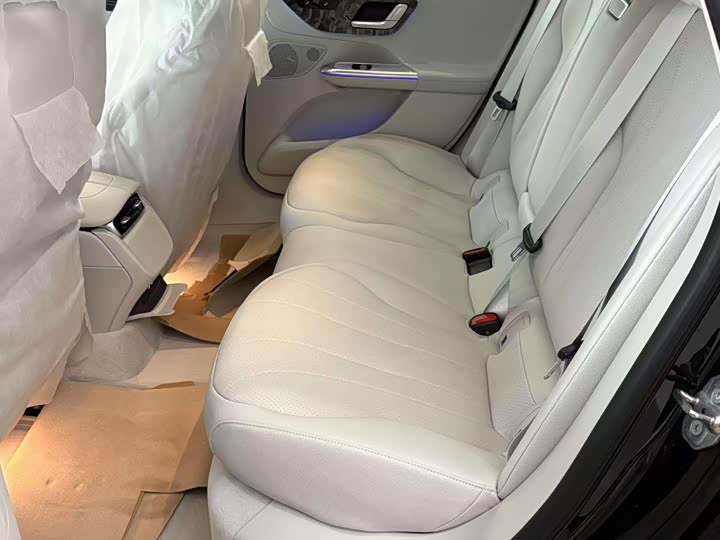 Mercedes-Benz EQE 2025 2025款 500 4MATIC 豪华版