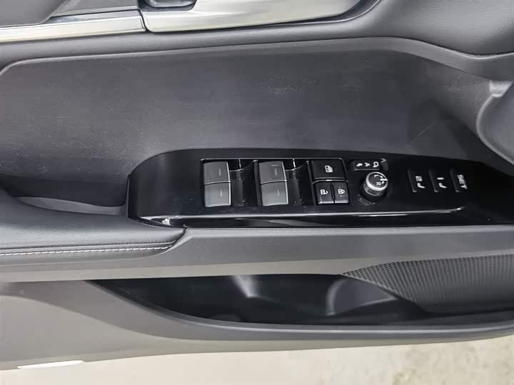 Toyota Camry 2024 2024款 双擎 2.5HG 尊贵版