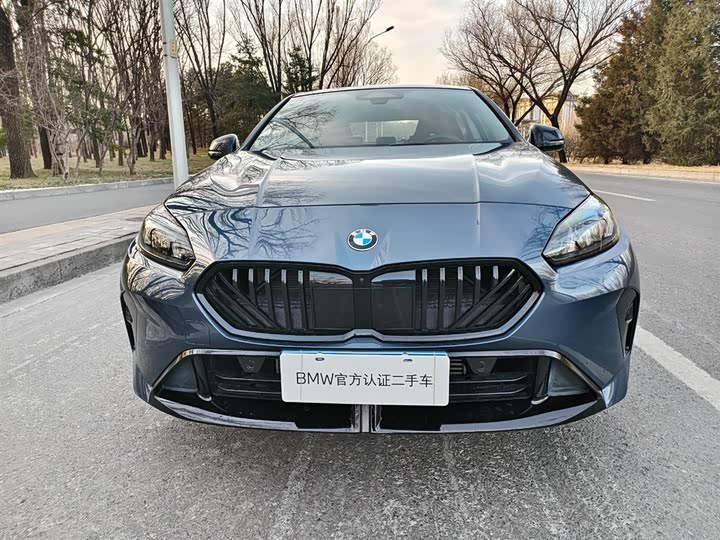 BMW 2 Series 2025 2025款 225L M运动曜夜套装