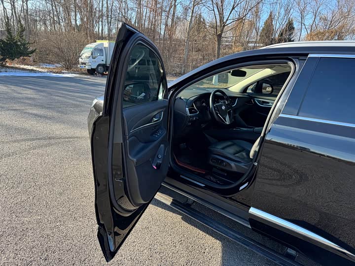 Buick Enclave 2022 2022款 652T 四驱尊贵型 7座