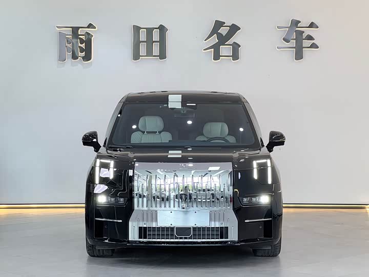 Zeekr 009 2024 2024款 六座行政版四驱 108kWh