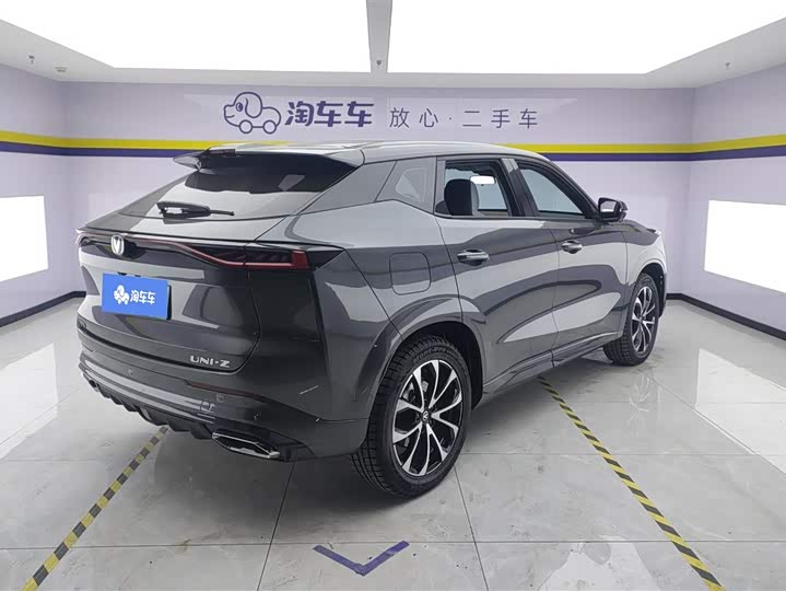 Changan UNI-Z Hybrid 2024 2024款 蓝鲸智电iDD 125km 超越型