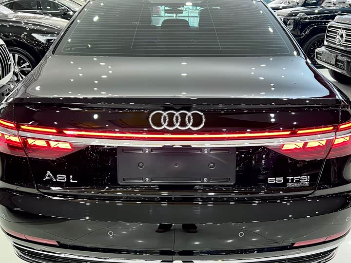 Audi A8 2025 2025款 A8L 55 TFSI quattro 旗舰型