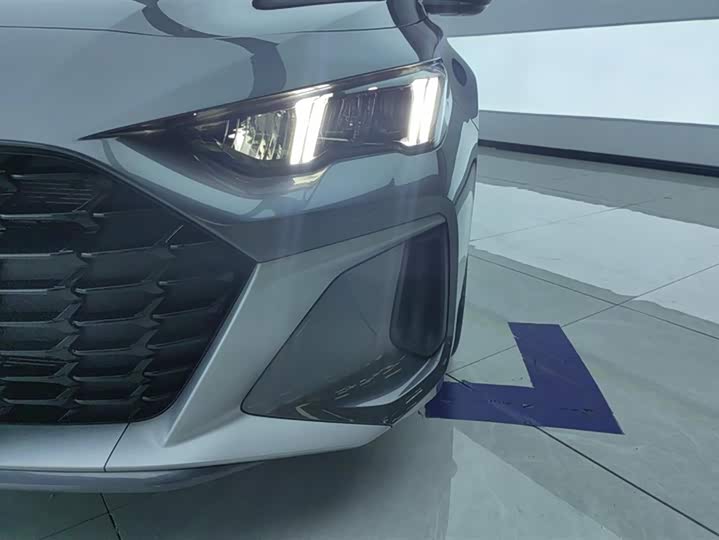 GAC Trumpchi Empow R 2023 2023款 影豹H 高能混动版