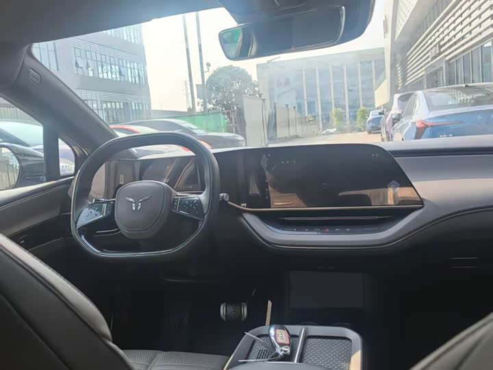 Hongqi EH7 2024 2024款 690 Pro