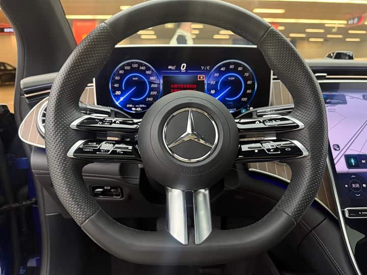 Mercedes-Benz EQE 2022 2022款 350 先锋版