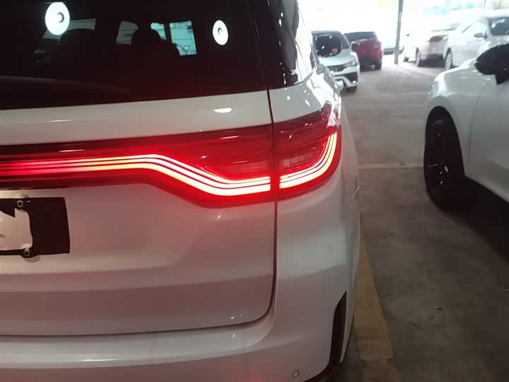 Changan CS95 2021 2021款 2.0T 两驱豪华型