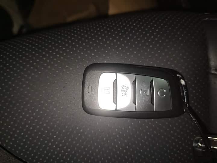 Changan CS95 2021 2021款 2.0T 两驱豪华型