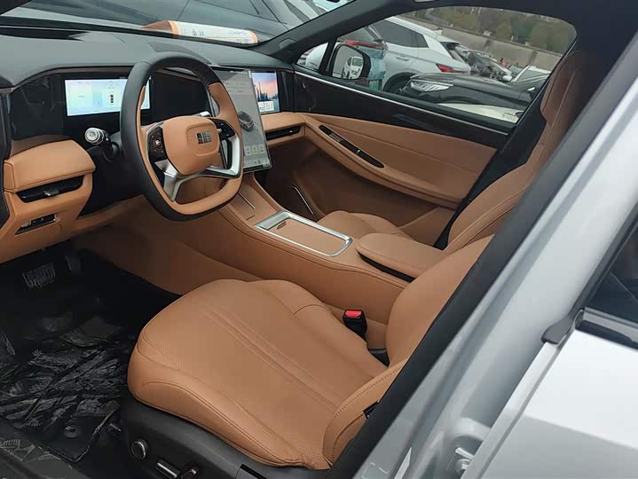 Geely Galaxy L7 2025 2025款 EM-i 115km 探索+版