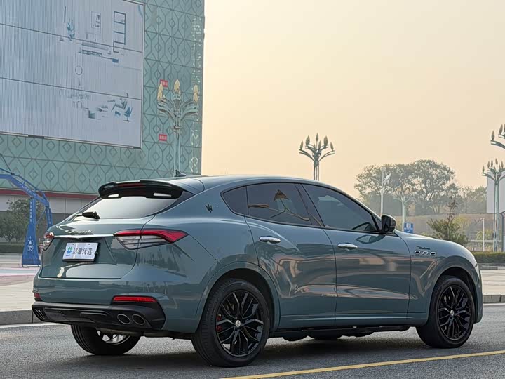 Maserati Levante 2022 2022款 3.0T Modena