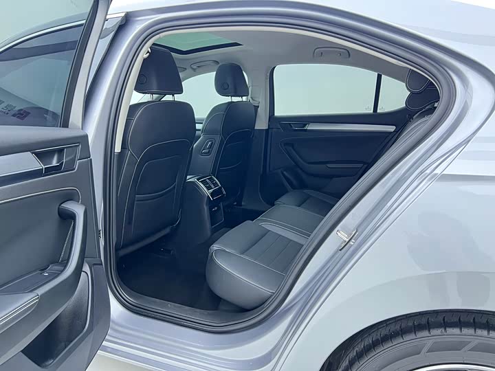 Skoda Superb 2021 2021款 TSI330 DSG舒适版