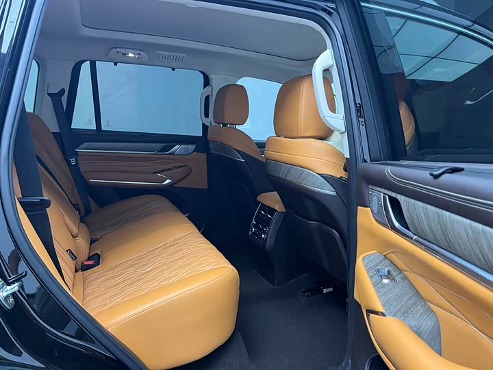 Tank 500 2023 2023款 3.0T 商务版 造境型 5座