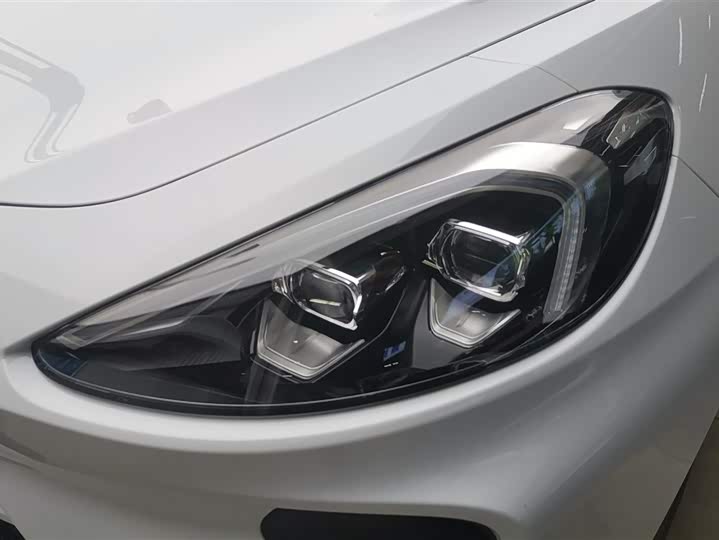 BAIC Arcfox Alpha T6 2025 2025款 688MAX 160kW