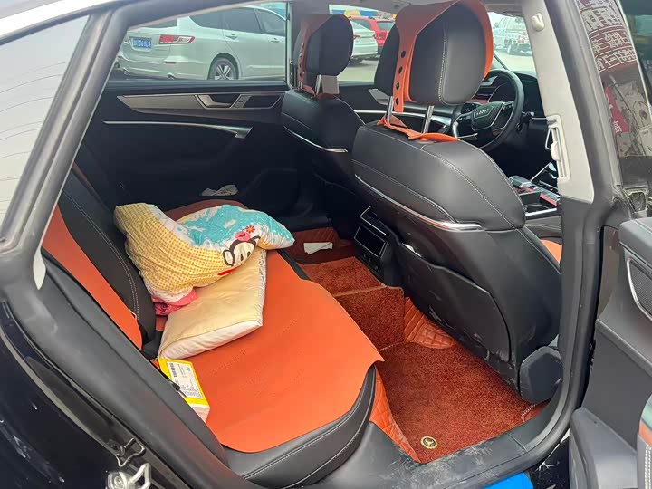 Audi A7L 2024 2024款 45 TFSI 豪华型