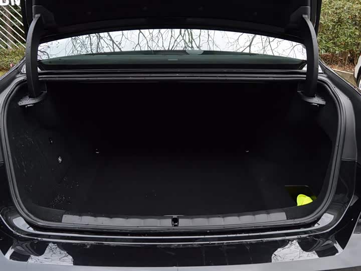 BMW i7 2023 2023款 eDrive50L 尊享M运动套装