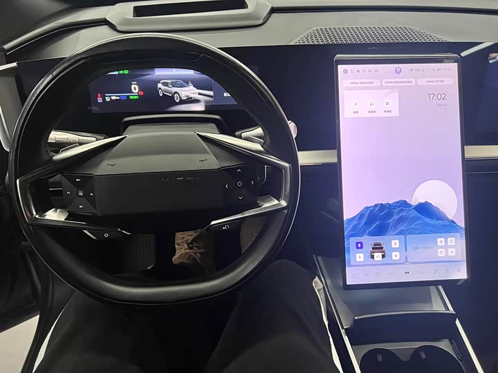 HiPhi Y 2023 2023款 560km 先锋版