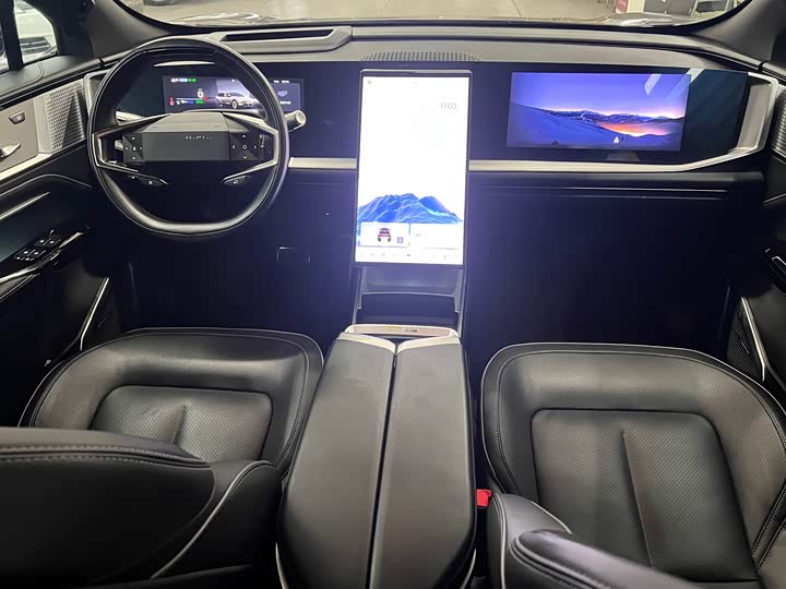 HiPhi Y 2023 2023款 560km 先锋版