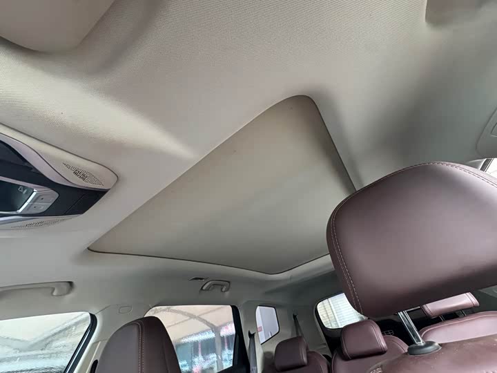 Geely Okavango 2022 2022款 1.8TD DCT豪华型 7座