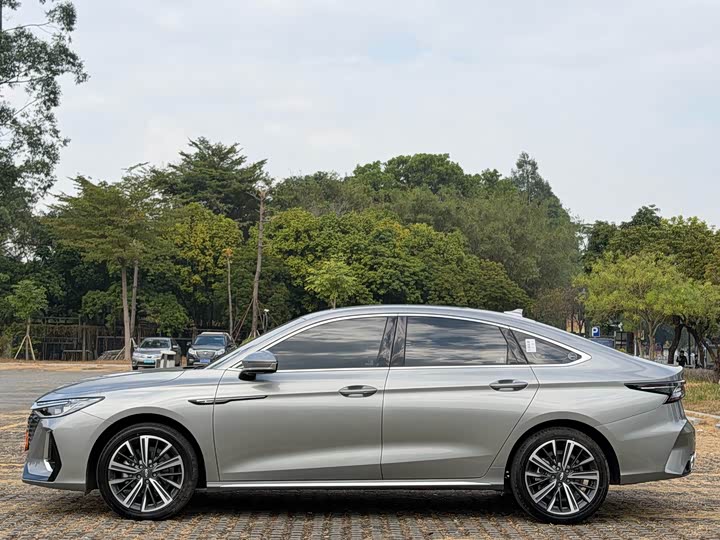 Chery Arrizo 8 2025 2025款 1.6T DCT睿