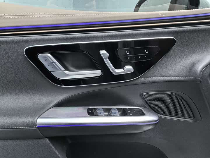 Mercedes-Benz EQE SUV 2023 2023款 350 4MATIC 豪华版