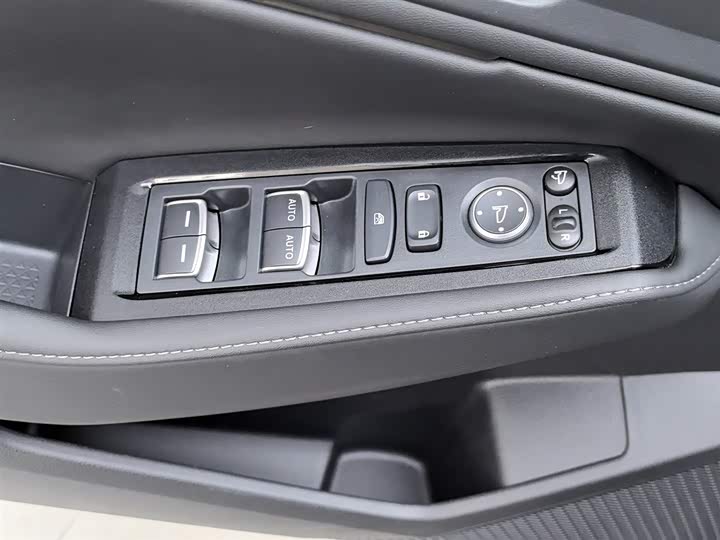 Honda Inspire 2024 2024款 260TURBO 精英版