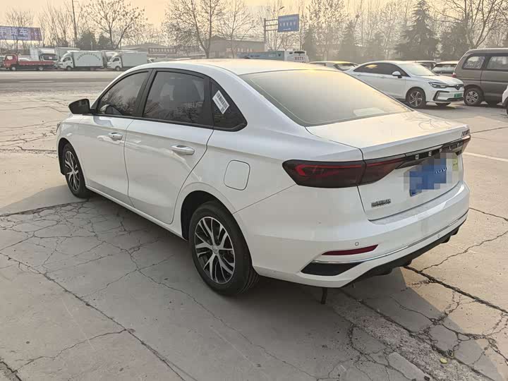 Geely Emgrand 2025 2025款 第4代 1.5L CVT龙腾版