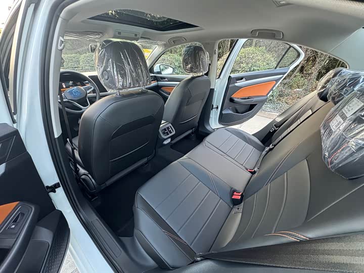 Volkswagen Bora 2025 2025款 200TSI DSG悦行导航版