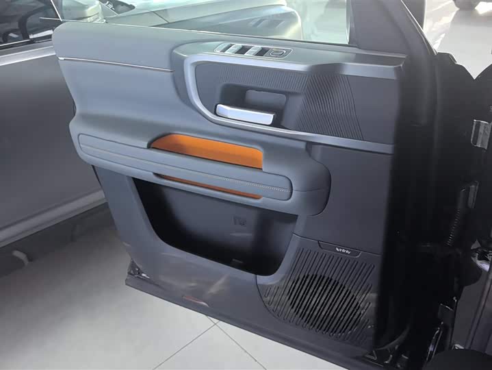 BAIC Beijing BJ40 Hybrid 2025 2025款 进阶版