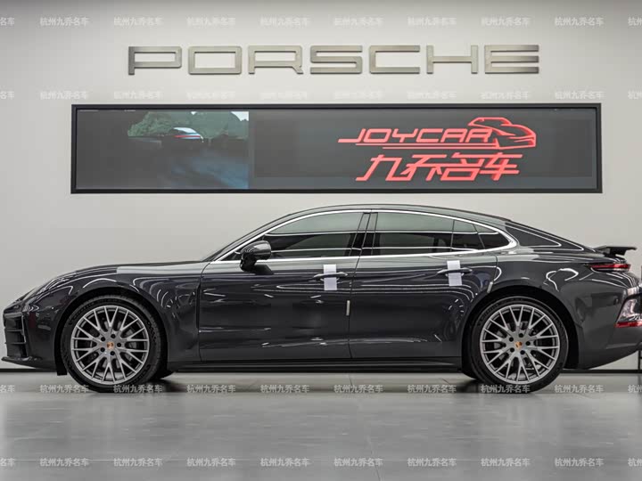 2024 Porsche Panamera