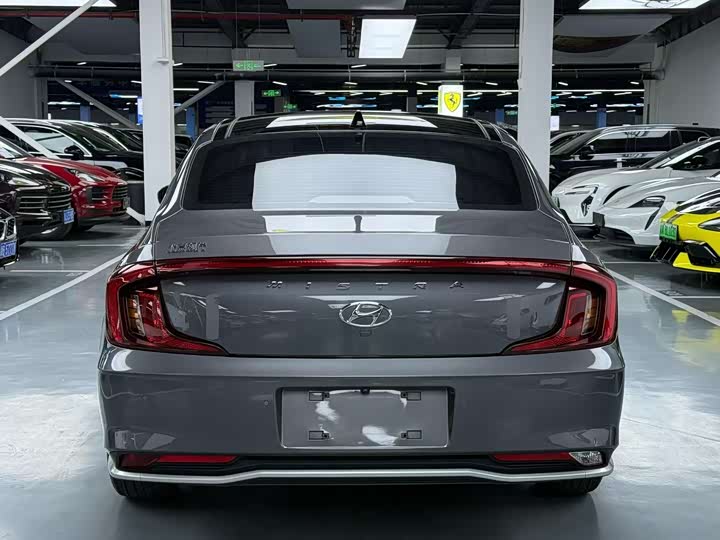 Hyundai Mistra 2021 2021款 1.8L CVT LUX尊贵版