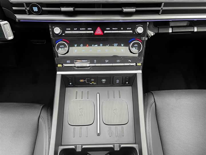 Hyundai Santa Fe 2024 2024款 2.0T 鉴赏家Ultra