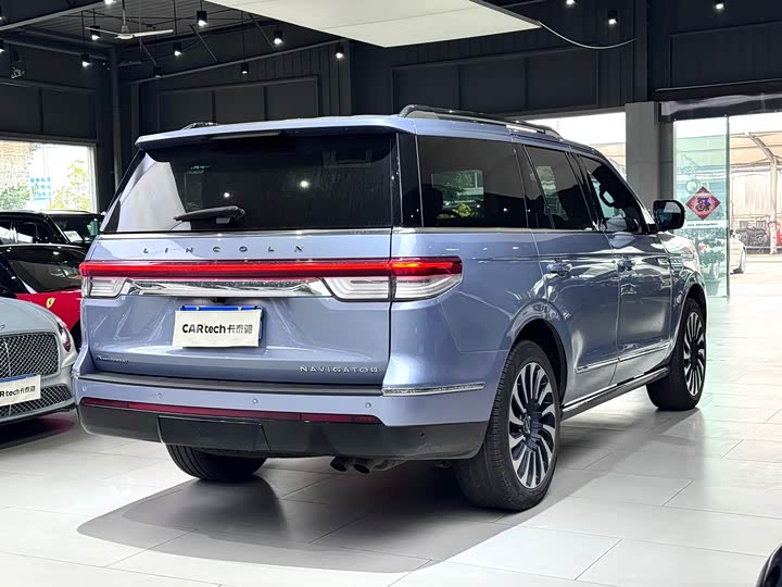 Lincoln Navigator 2022 2022款 3.5T 总统版