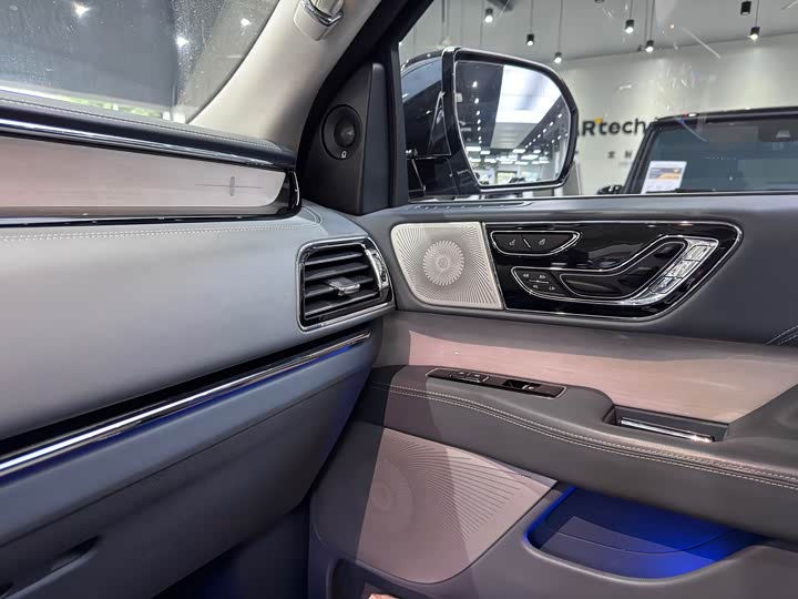 Lincoln Navigator 2022 2022款 3.5T 总统版